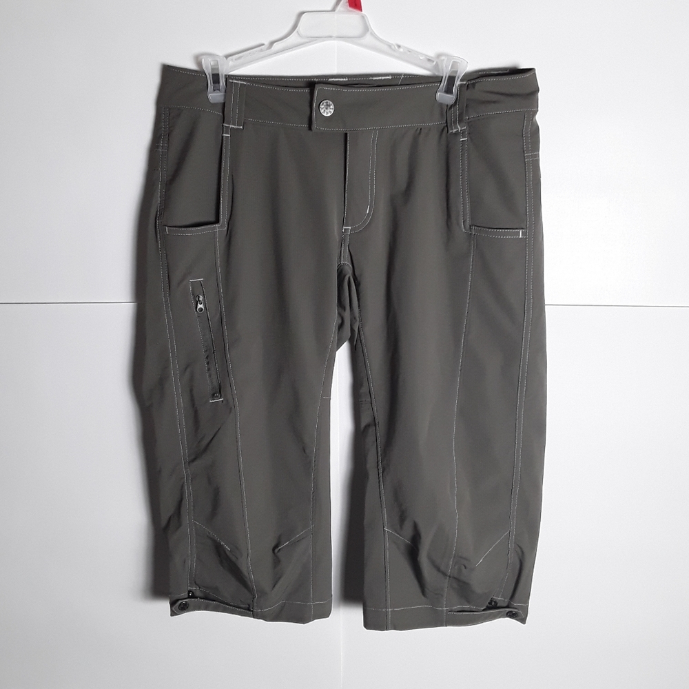 NEW Guide's Choice Women's Capri Pants Size 8